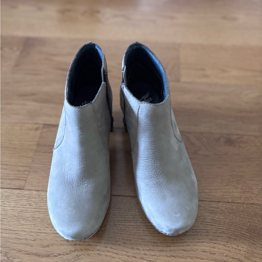 Dansko Maria Taupe Boot